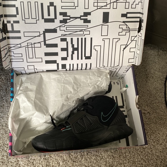 Kyrie 6:shot clock